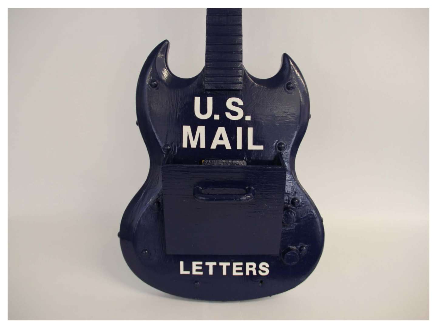 Mailbox Guitar