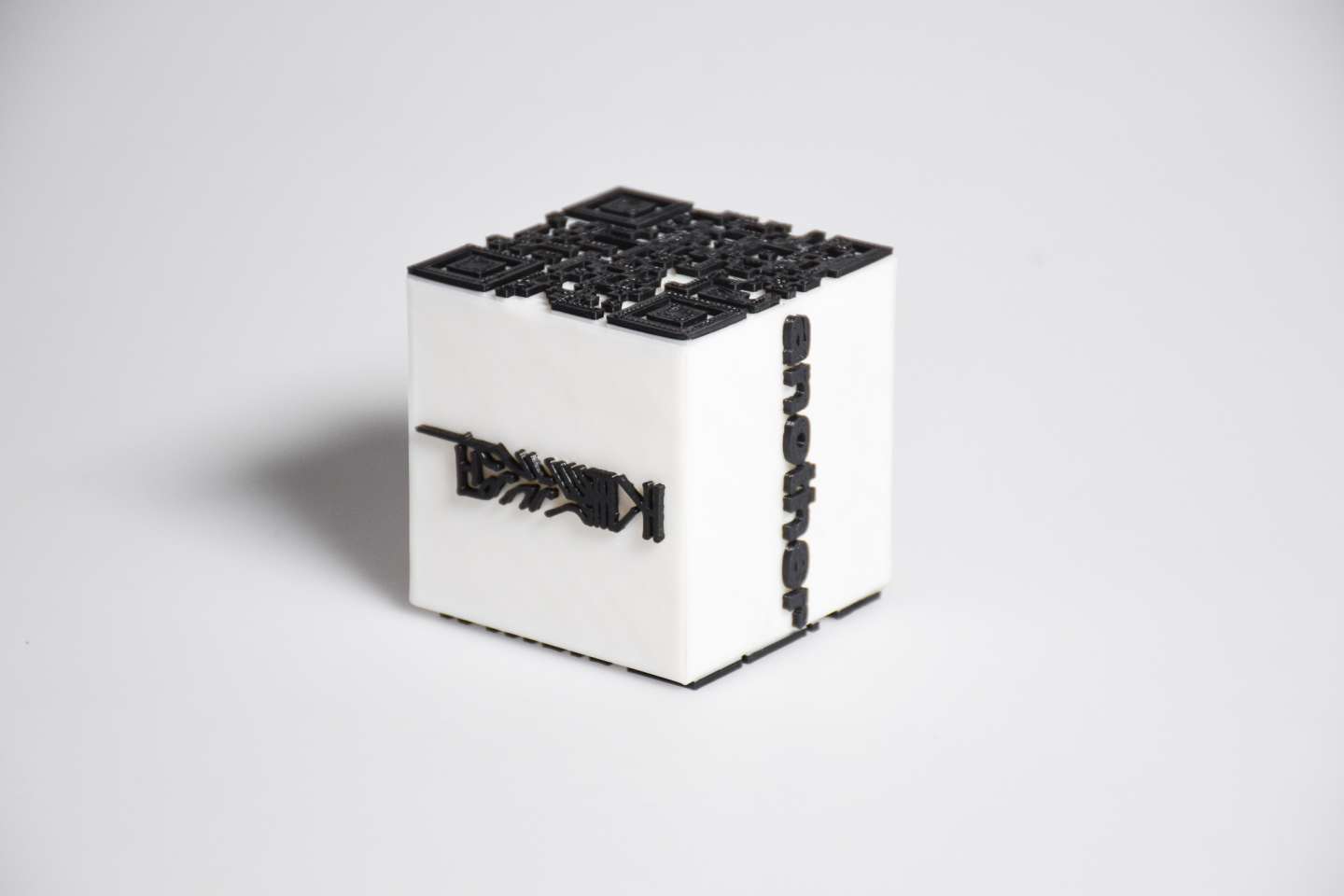 Portfolio Cube : Another