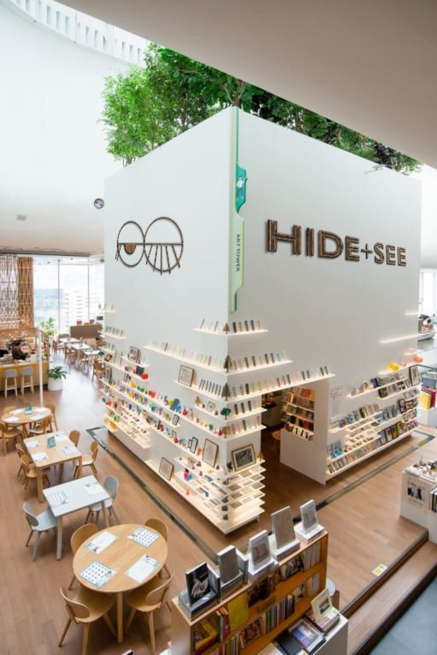 HIDE+SEE BOOK CAFE