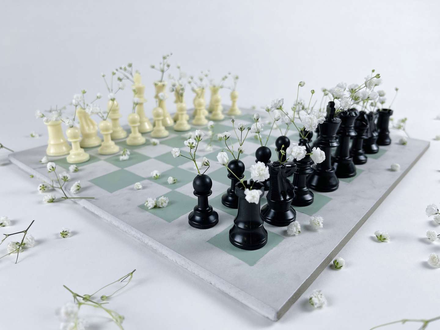 Flower Vase Chess Set