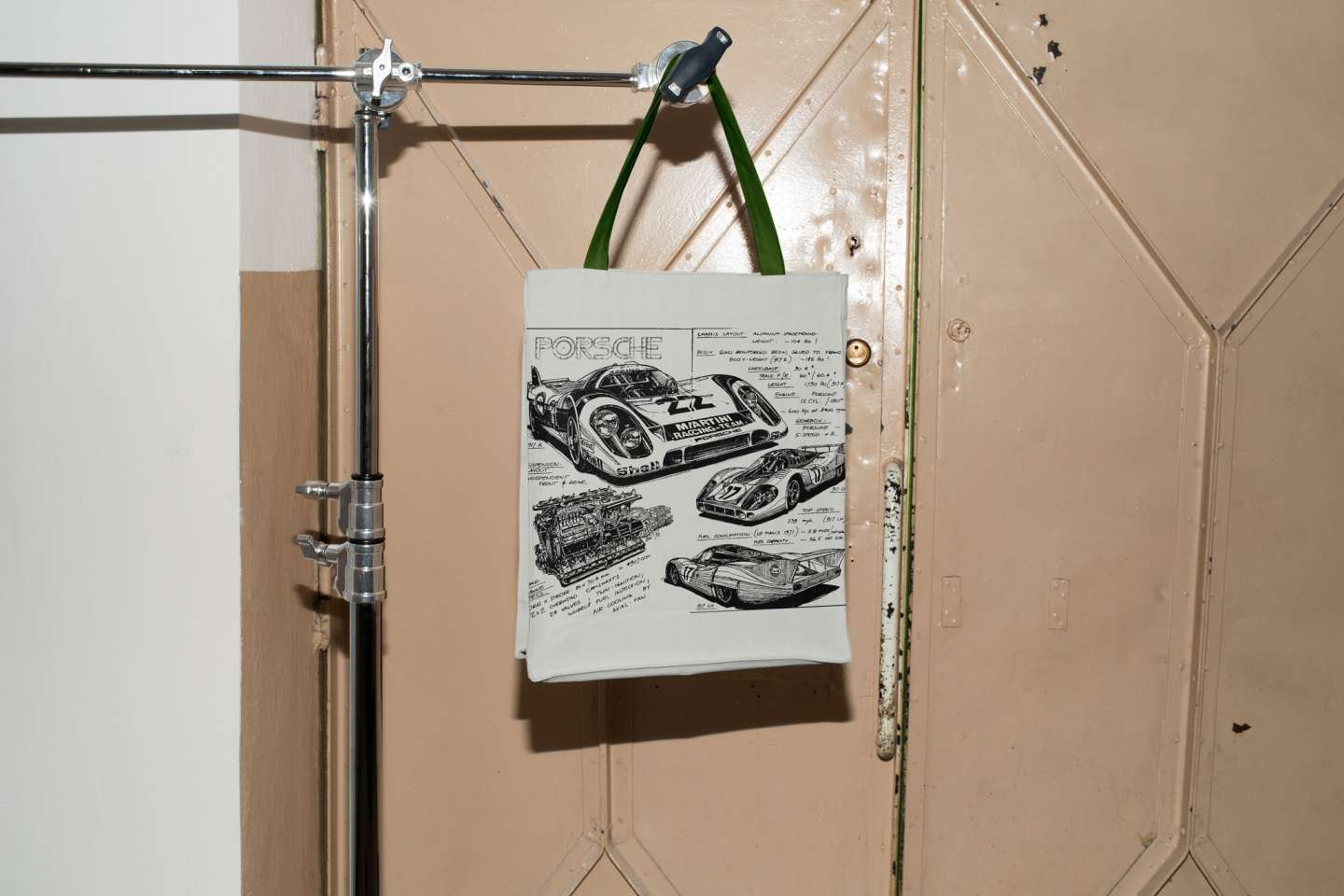 Datum Publishing CO.