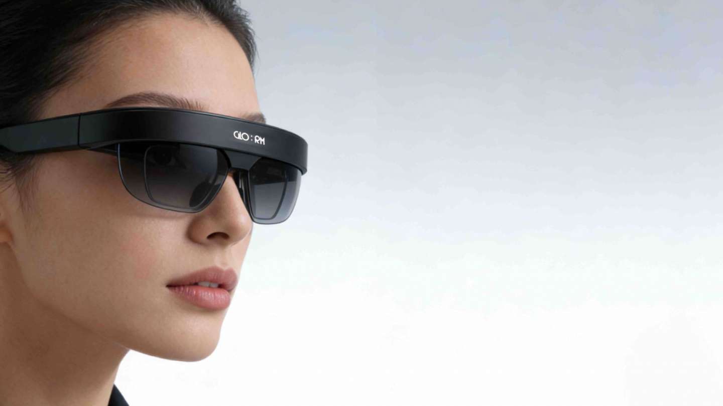 GLO:RM Travel Glasses