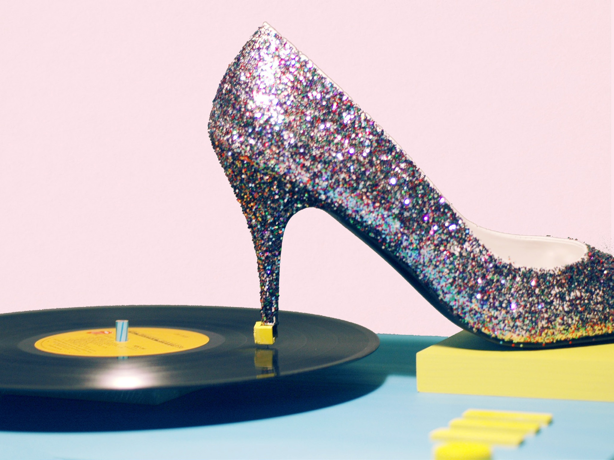 Shoe Vinyl Record Player by andrew seetoh SVA Design